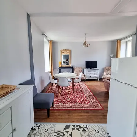 Duplex Quartier Historique Forteresse Des Ducs De Bourbon-lʼArchambault